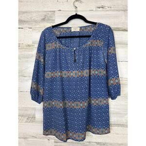 Everly women's size S lightweight blue lightweight 3/4 sleeve blouse top